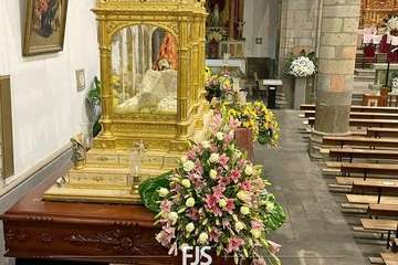 Preparación de los pasos de la Semana Santa de San Juan/Francisco Javier Santana.